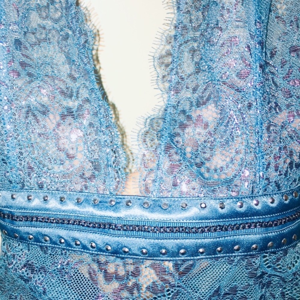 NWT Victoria’s Secret: Rare 🔥 Medium Sparkly Blue Shimmer Lace Teddy - Picture 6 of 7
